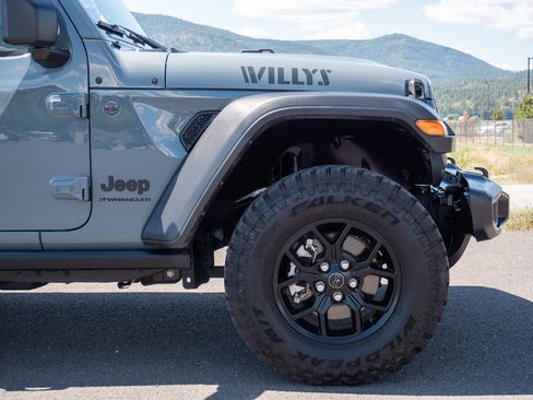 Used 2024 Jeep Wrangler Unlimited Sport AWD/4WD image 7