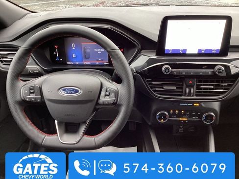 Used 2025 Ford Escape ST-Line image 15