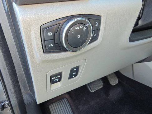 Used 2016 Ford F150 XLT w/ Equipment Group 301A Mid AWD/4WD image 12