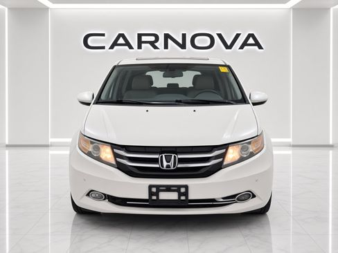 Used 2015 Honda Odyssey Touring Elite image 2