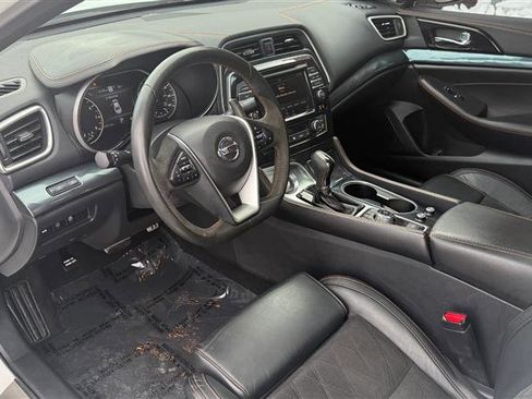 Used 2021 Nissan Maxima SR w/ Sport Mat Group image 30