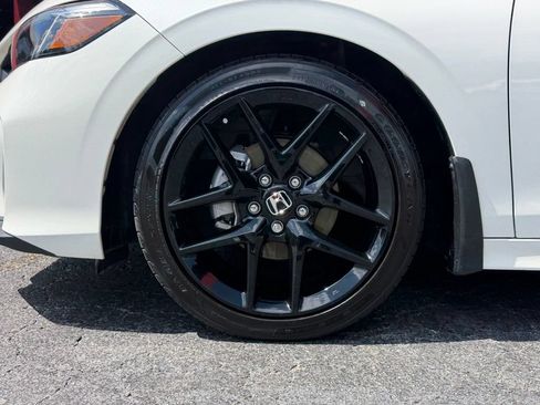Used 2025 Honda Civic Sport image 5
