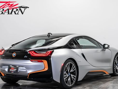 Used 2015 BMW i8 image 5