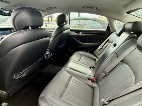 Used 2016 Hyundai Genesis 3.8 RWD image 15