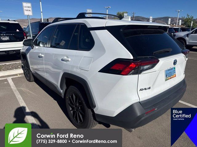Used 2021 Toyota RAV4 XLE w/ Convenience Package AWD/4WD image 5