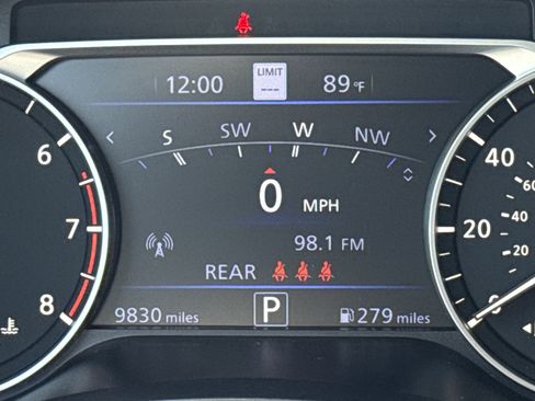 Used 2025 Nissan Altima 2.5 SL FWD image 21