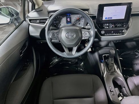 Certified 2025 Toyota Corolla LE FWD image 19