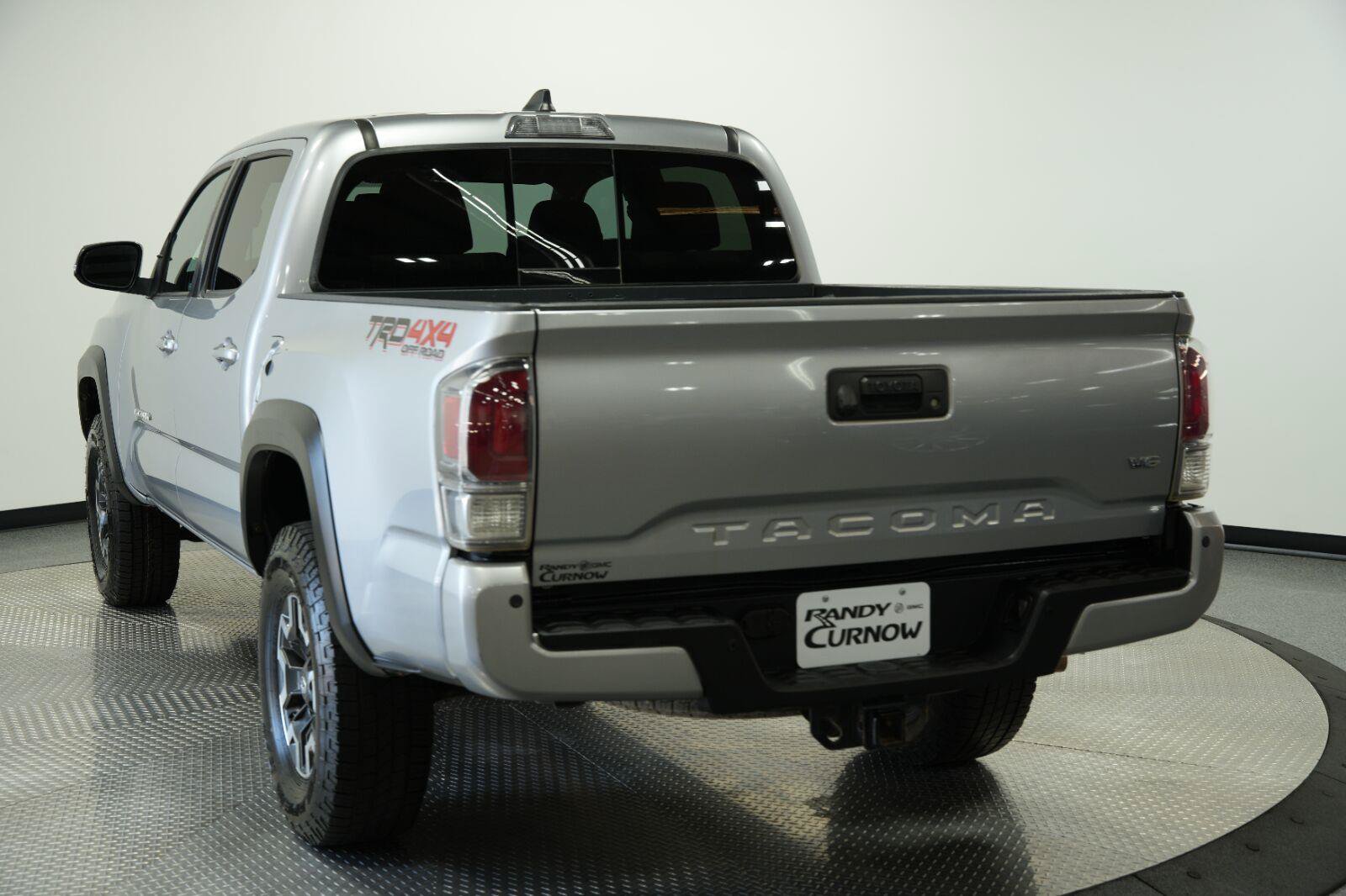 Used 2020 Toyota Tacoma TRD Off-Road w/ Technology Package AWD/4WD image 7