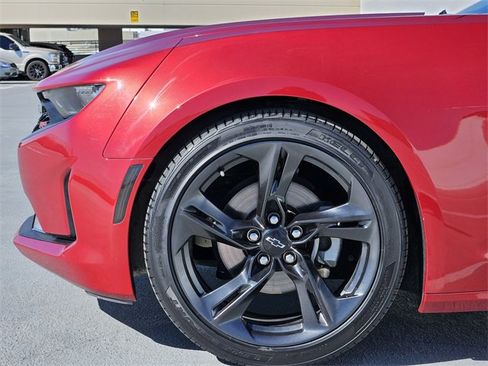 Used 2020 Chevrolet Camaro LT w/ RS Package image 9