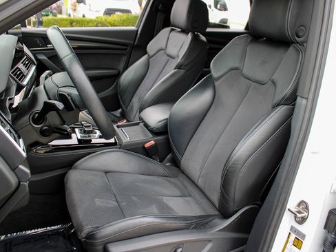 Used 2021 Audi SQ5 Premium Plus w/ Premium Plus Package image 16