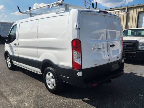 Used 2020 Ford Transit 250 Low Roof RWD image 10