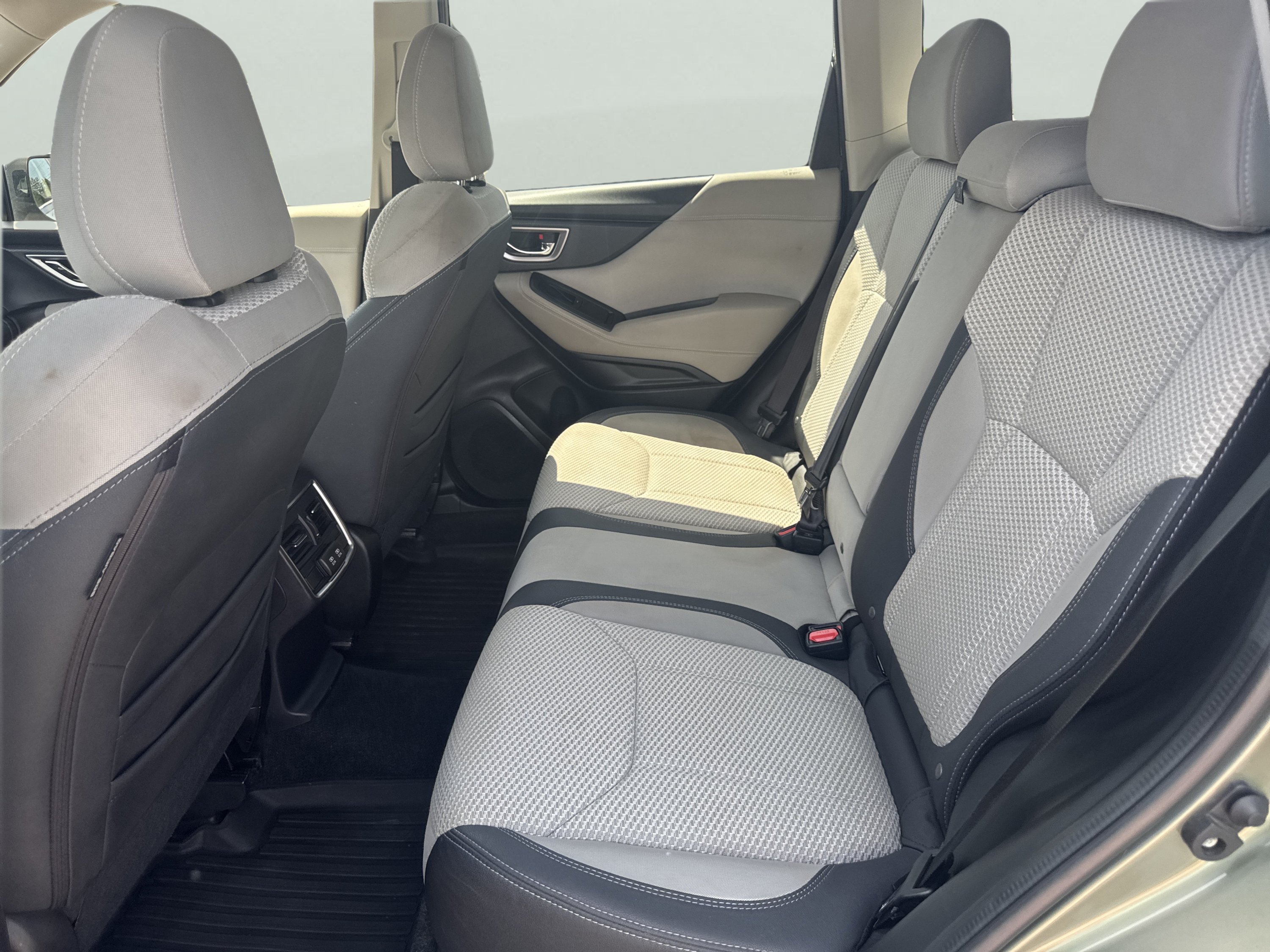 Used 2021 Subaru Forester Premium AWD/4WD image 19