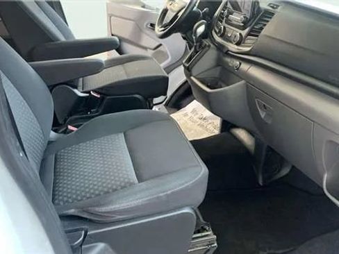 Used 2020 Ford Transit 150 XL image 31
