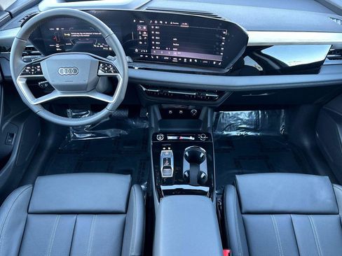 New 2025 Audi Q6 e-tron Premium Plus image 12
