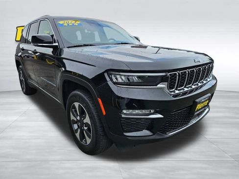 Used 2024 Jeep Grand Cherokee Limited 4xe AWD/4WD image 8