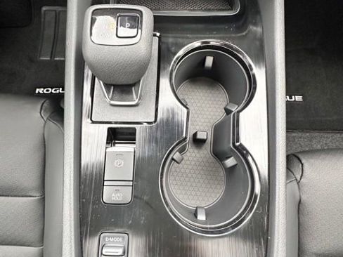 New 2026 Nissan Rogue SV image 20