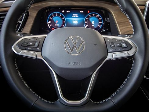 New 2026 Volkswagen Atlas SE image 34