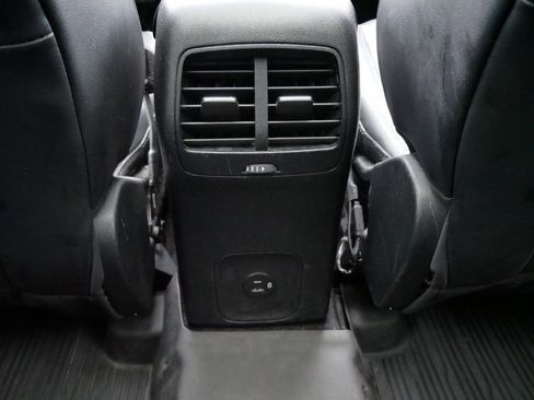 Used 2020 Ford Escape SE Sport image 16