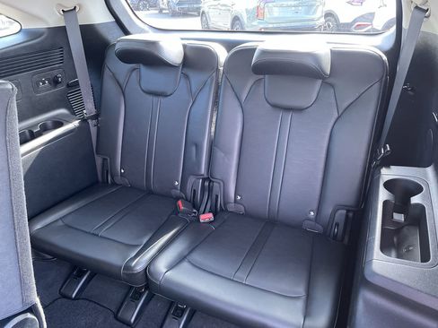 Certified 2024 Kia Sorento S image 22