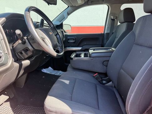 Used 2019 Chevrolet Silverado 1500 LT AWD/4WD image 9