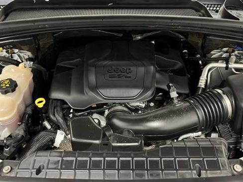 Used 2023 Jeep Grand Cherokee L Summit w/ Advanced Protech Group IV AWD/4WD image 27