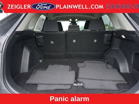 Used 2023 Toyota RAV4 LE AWD/4WD image 10