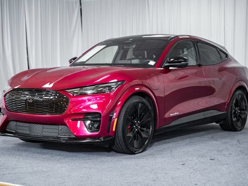Certified 2025 Ford Mustang Mach-E GT AWD/4WD image 3