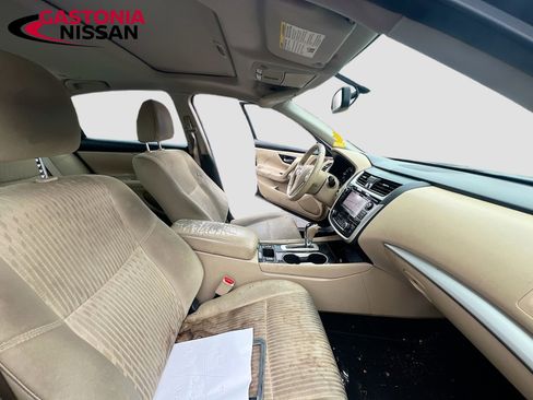 Used 2018 Nissan Altima 2.5 SV w/ 2.5 SV Technology Package image 33