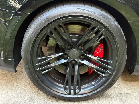Used 2018 Chevrolet Camaro ZL1 RWD image 32