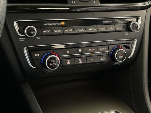 Used 2018 Kia Optima SX image 19