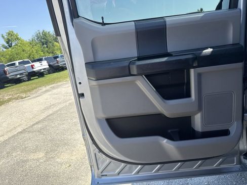 Used 2020 Ford F150 XL w/ Equipment Group 101A Mid RWD image 21