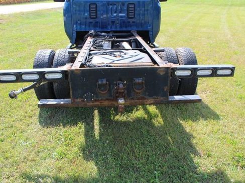 Used 2022 GMC Sierra 3500 SLE w/ SLE Convenience Package image 12