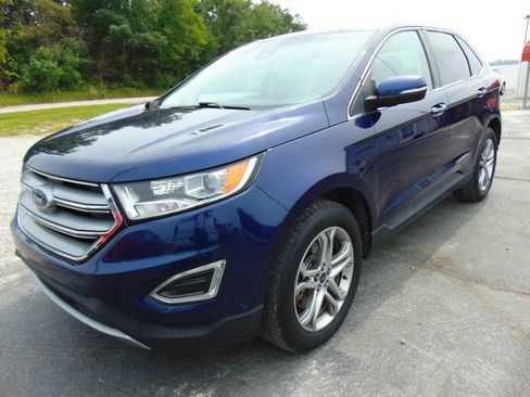 Used 2016 Ford Edge Titanium w/ Equipment Group 302A AWD/4WD image 4