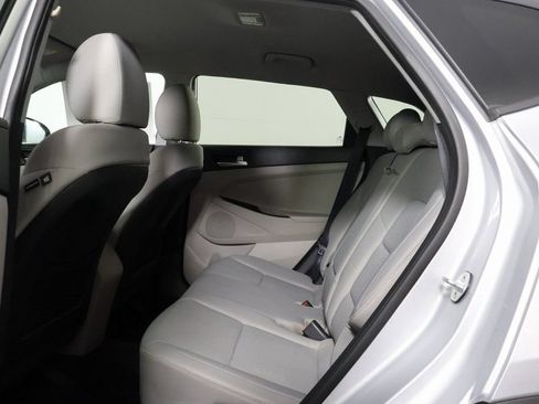 Used 2019 Hyundai Tucson SE FWD image 11