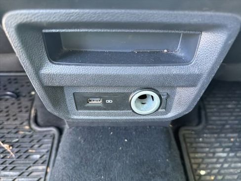 Used 2018 Volkswagen Tiguan SE w/ Panoramic Sunroof Package AWD/4WD image 22