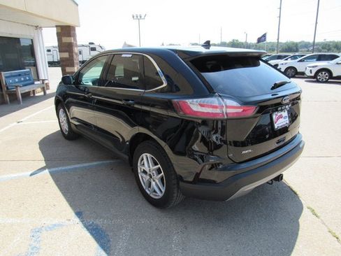 Used 2024 Ford Edge SEL w/ Convenience Package AWD/4WD image 7