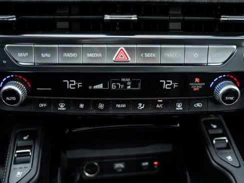 Used 2025 Kia Telluride SX Prestige AWD/4WD image 20