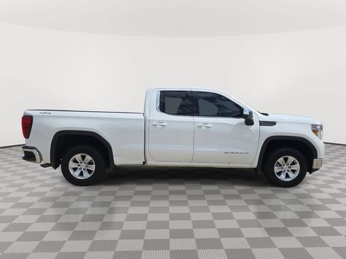 Used 2022 GMC Sierra 1500 SLE AWD/4WD image 8