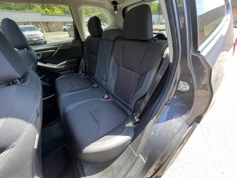 Used 2020 Subaru Forester Premium AWD/4WD image 37