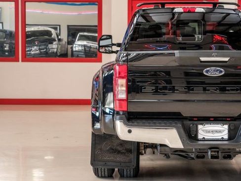 Used 2022 Ford F350 Lariat w/ Lariat Value Package image 46