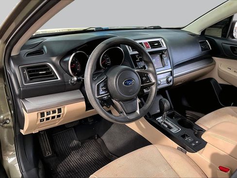 Used 2018 Subaru Outback 2.5i AWD/4WD image 18
