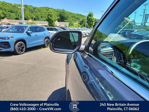 Used 2024 Volkswagen Atlas SEL AWD/4WD image 28