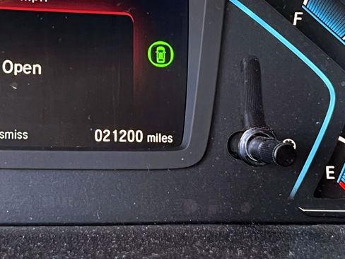 Used 2024 Honda Odyssey EX image 25
