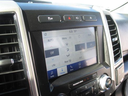 Used 2020 Ford F150 Lariat w/ Equipment Group 502A Luxury AWD/4WD image 36