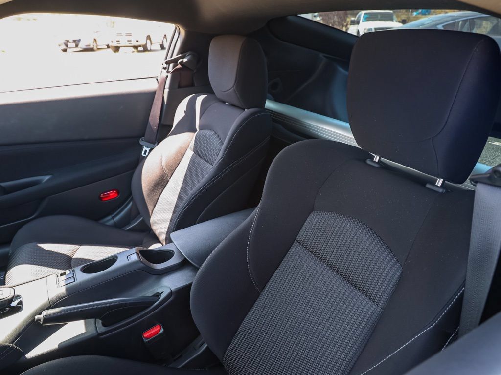 Used 2025 Nissan Z Sport w/ Floor Mat Package RWD image 14