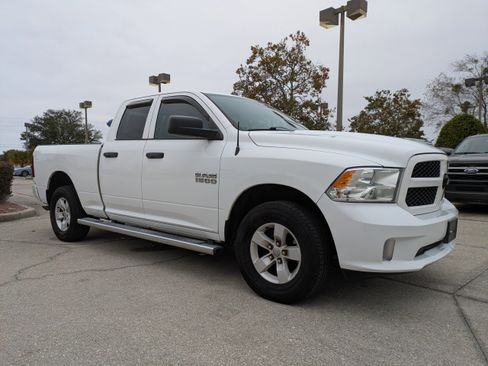 Used 2018 RAM 1500 Express image 2