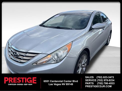 Used 2012 Hyundai Sonata SE w/ Navigation & Sunroof Pkg image 1