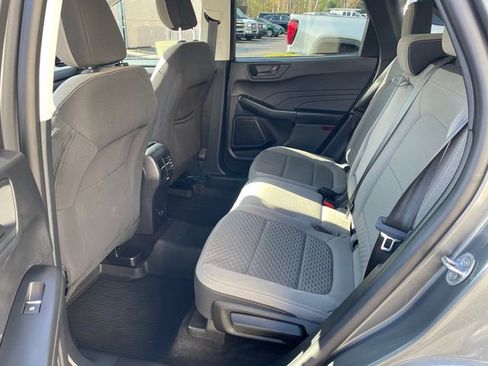 Certified 2022 Ford Escape SE w/ Convenience Package image 19