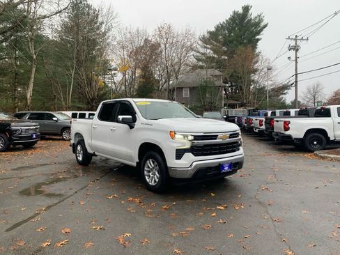Used 2022 Chevrolet Silverado 1500 LT image 8