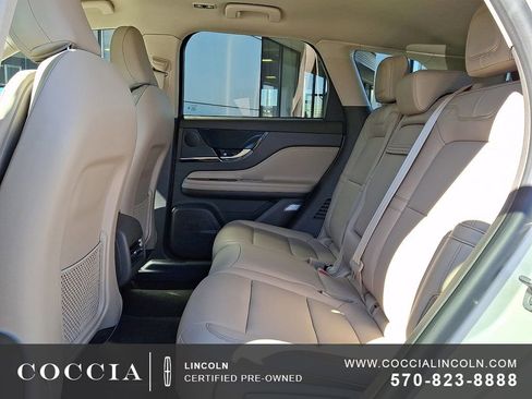 Certified 2024 Lincoln Corsair AWD image 10